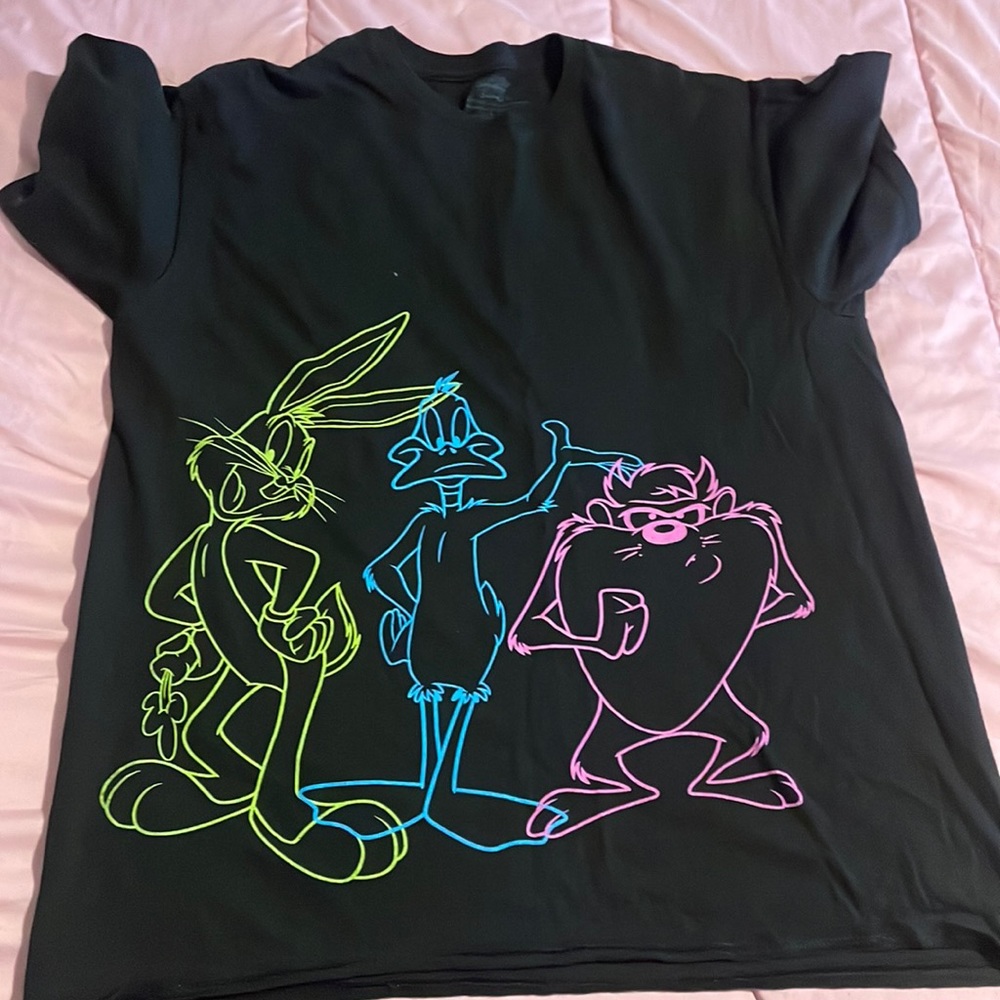 looney Tunes shirt